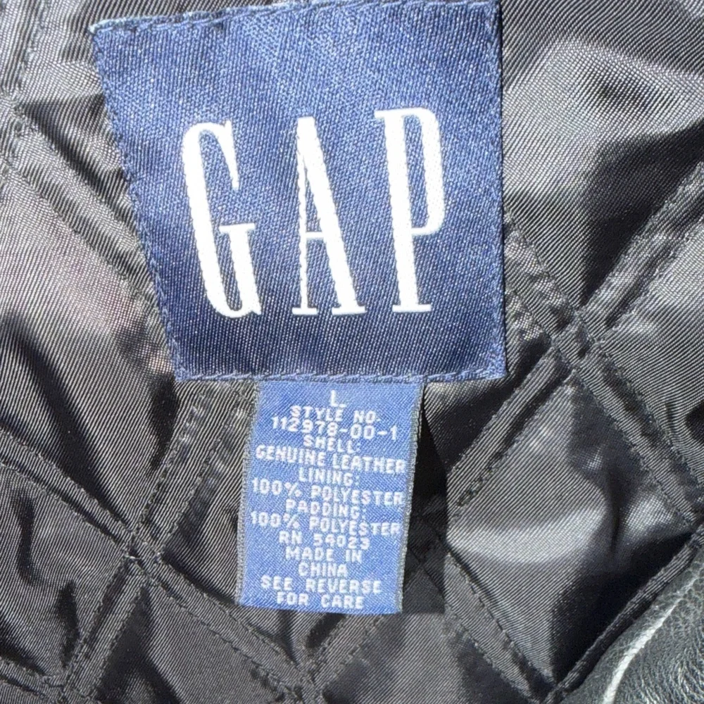 GAP Men's Black Leather Jacket - Picture 5 of 8